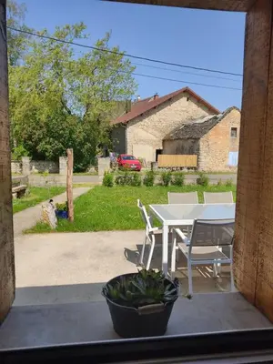 Jardin de l'établissement Gîte des trois petits oiseaux