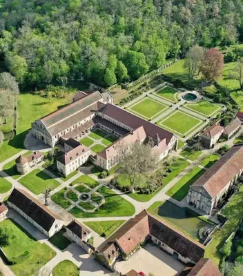 Jardin de l'établissement La Louée du canal