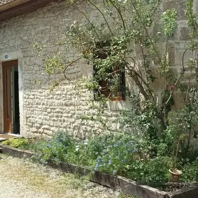 Maison au centre de Quingey