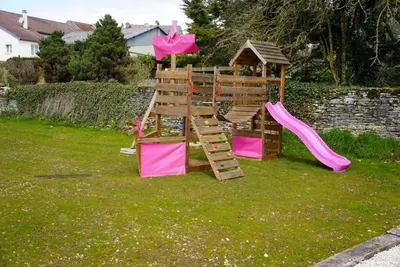 Aire de jeux pour enfants de l'établissement Gîte de l’Ambiance