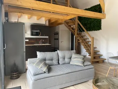 Cuisine ou kitchenette dans l'établissement Gîte des 5 cépages avec jacuzzi 3 étoiles