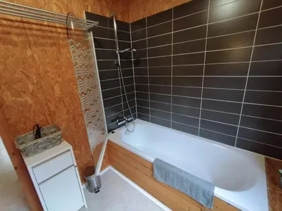 Salle de bains dans l'établissement Gîte Chalet Morvan Bourgogne