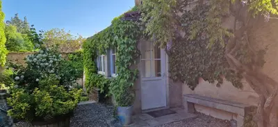 Jardin de l'établissement La Tour du 12