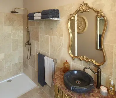 Salle de bains dans l'établissement Appartements de la Côte