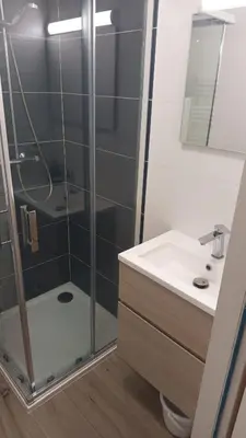 Salle de bains dans l'établissement Le petit cocon