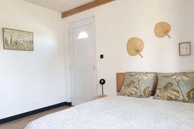 Un ou plusieurs lits dans un hébergement de l'établissement Studio à la campagne
