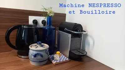 Plateau bouilloire dans l'établissement La Tour Bleue