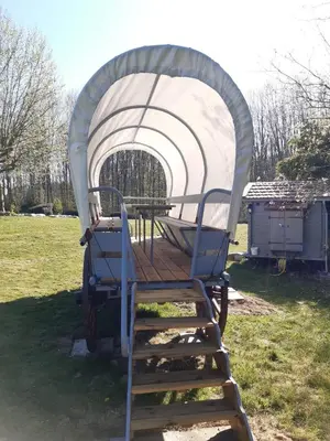 Jardin de l'établissement Tente Trappeur Ada, Au jardin de la Vouivre