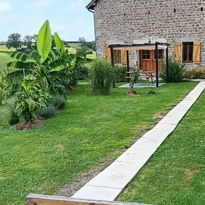 Chambres et table d'hôtes : LES SENTIERS DE LA BREME