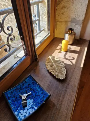 Plan de l'établissement 2 CHAMBRES DANS MAISON EN PIERRE ATYPIQUe