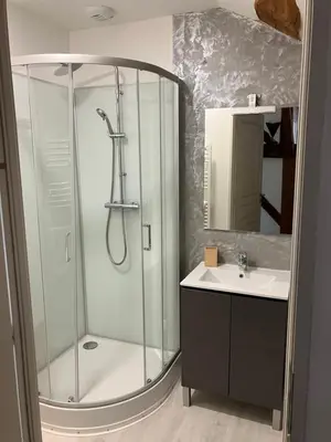 Salle de bains dans l'établissement Le rabutinage
