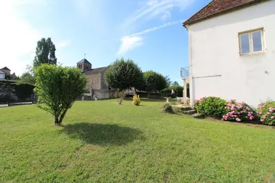 Jardin de l'établissement Agréable maison de campagne 12 voyageurs