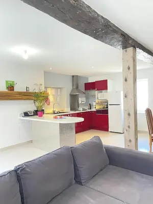 Cuisine ou kitchenette dans l'établissement La Tuilerie