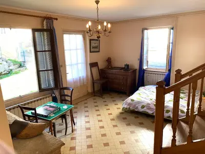 Coin salon dans l'établissement Les Pommiers, Bouilland