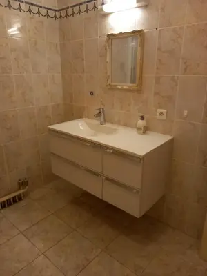 Salle de bains dans l'établissement Maison vacances 4 personnes