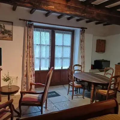 Maison studio village médiéval