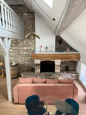 Coin salon dans l'établissement Les clos de Givry - Clos Théodore - Appartement 88m2 climatisé avec sauna et petite terrasse