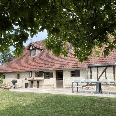 Grand gîte de charme à 10 min de Beaune 11-13 pers