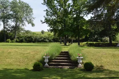 Jardin de l'établissement La Rochelière