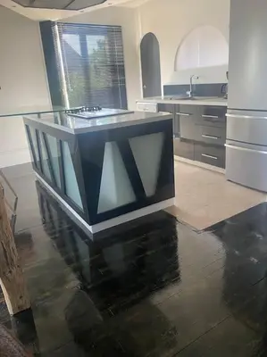 Cuisine ou kitchenette dans l'établissement Le Relais