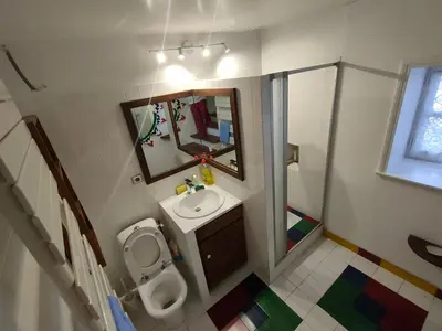 Salle de bains dans l'établissement Chez J-J et Pat