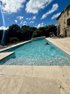 Piscine de l'établissement Charming house with pool Morvan Burgundy ou située à proximité