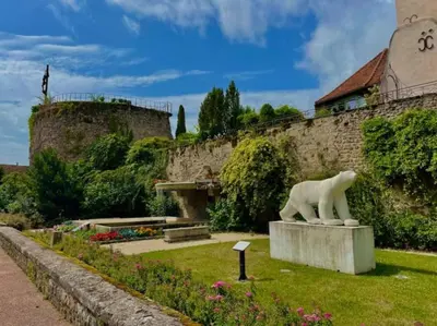 Jardin de l'établissement Appartement centre Saulieu