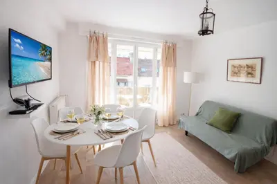 Télévision ou salle de divertissement dans l'établissement Le Caballo - Appartement de charme à Digoin