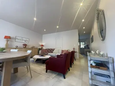 Coin salon dans l'établissement Le Petit Volnay