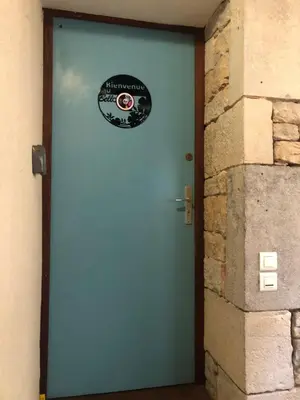 Plan de l'établissement Appartement BELLO , ruelle au cœur de ville, arrivée en autonomie