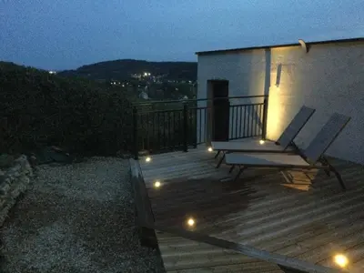Vue générale sur la montagne ou vue sur la montagne depuis la villa