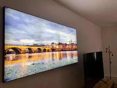 Télévision ou salle de divertissement dans l'établissement Maison Okaina, Sauna, Au centre-ville de Macon