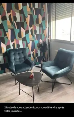 Coin salon dans l'établissement Studio centre-ville