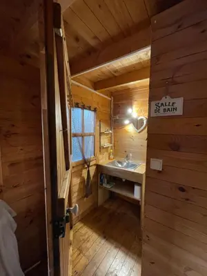 Plan de l'établissement LES CHALETS DE VANESS' l'Eden