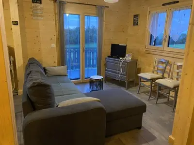 Télévision ou salle de divertissement dans l'établissement Gîte Sous-Poupet