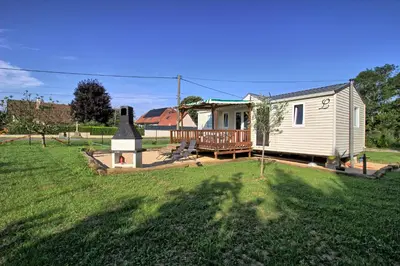 Jardin de l'établissement Mobilhome 3 chambres 6 personnes