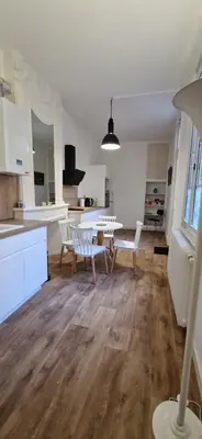 Cuisine ou kitchenette dans l'établissement Au coin caché