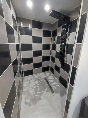 Salle de bains dans l'établissement La maison de vos vacances