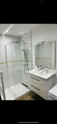 Salle de bains dans l'établissement Petit Confort en Bresse