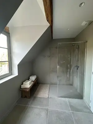 Salle de bains dans l'établissement La Grange des Bas Meleaux