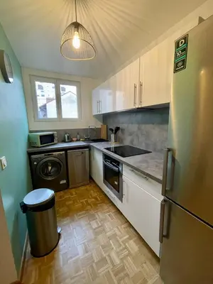 Cuisine ou kitchenette dans l'établissement Le lotus 71