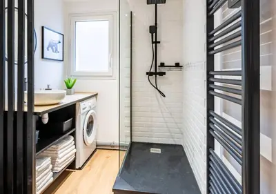 Salle de bains dans l'établissement Le Carrousel Avec Parking Privé