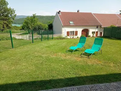 Jardin de l'établissement Gite du bibicherat