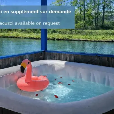 Cottage flottant Premium terrasse Jacuzzi privé en supplément près de Dijon