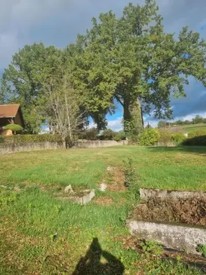 Jardin de l'établissement Gîte Saint Romain