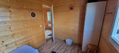 Salle de bains dans l'établissement Chalets Etang sur Arroux