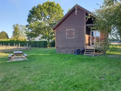 Jardin de l'établissement Chalets Etang sur Arroux
