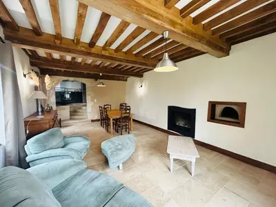 Télévision ou salle de divertissement dans l'établissement Gîte La Pause des Anges