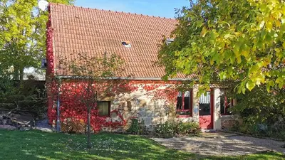 Jardin de l'établissement Gîte Les Hirondelles