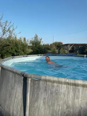 Piscine de l'établissement Auberg'Inn ou située à proximité